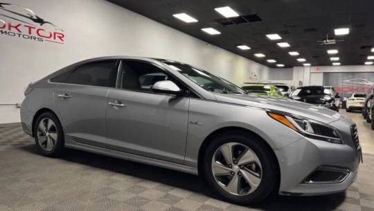 2017 Hyundai Sonata Hybrid Limited — Sedan — 75,714 mi — Las Vegas, NV