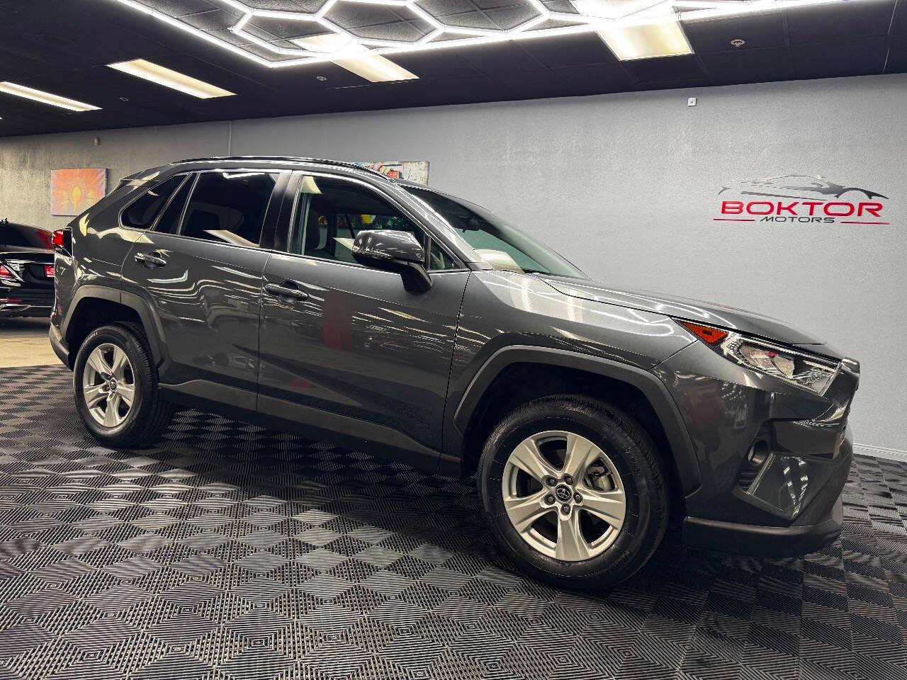 2019 Toyota RAV4 XLE — SUV — 72,057 mi — Las Vegas, NV