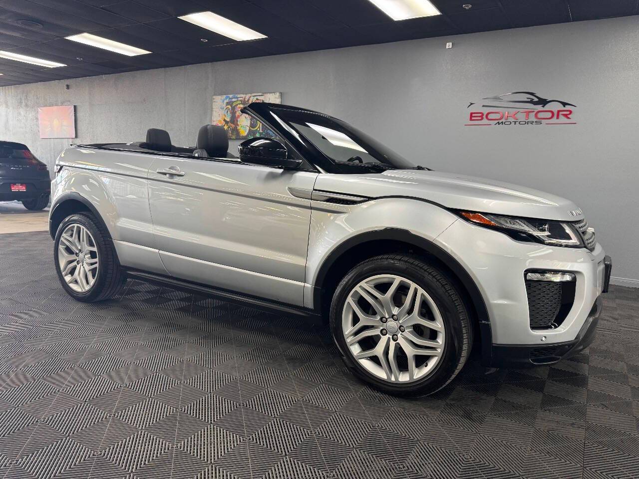 2018 Land Rover Range Rover Evoque SE Dynamic — SUV — 61,442 mi — Las Vegas, NV