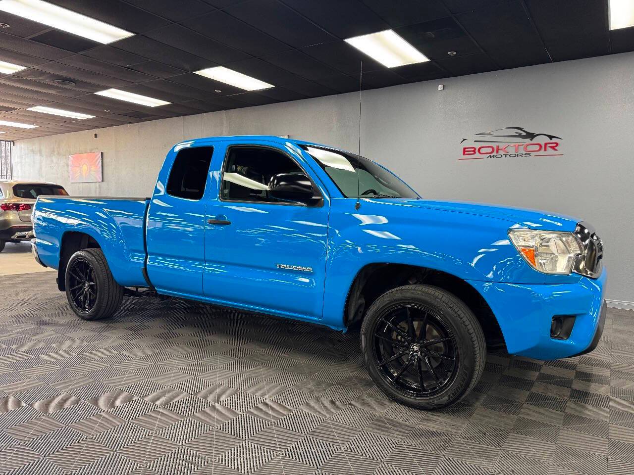 2015 Toyota Tacoma Base — Pickup Truck — 80,650 mi — Las Vegas, NV