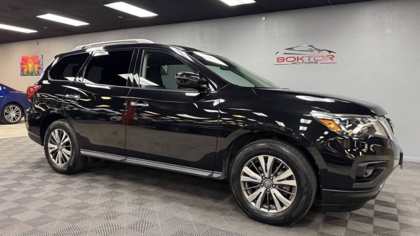2018 Nissan Pathfinder SV — SUV — 62,050 mi — Las Vegas, NV
