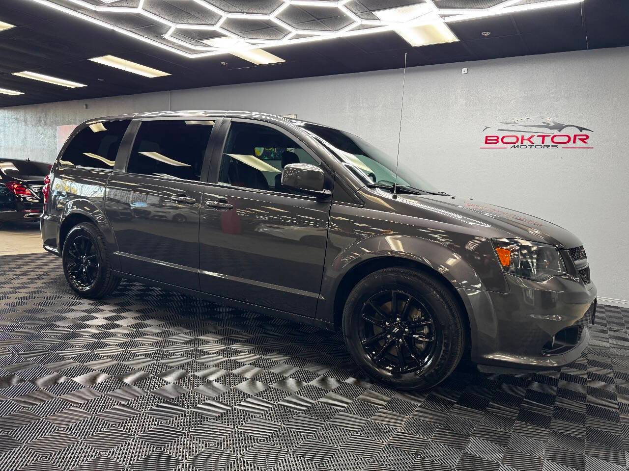 2020 Dodge Grand Caravan GT — Minivan — 87,801 mi — Las Vegas, NV
