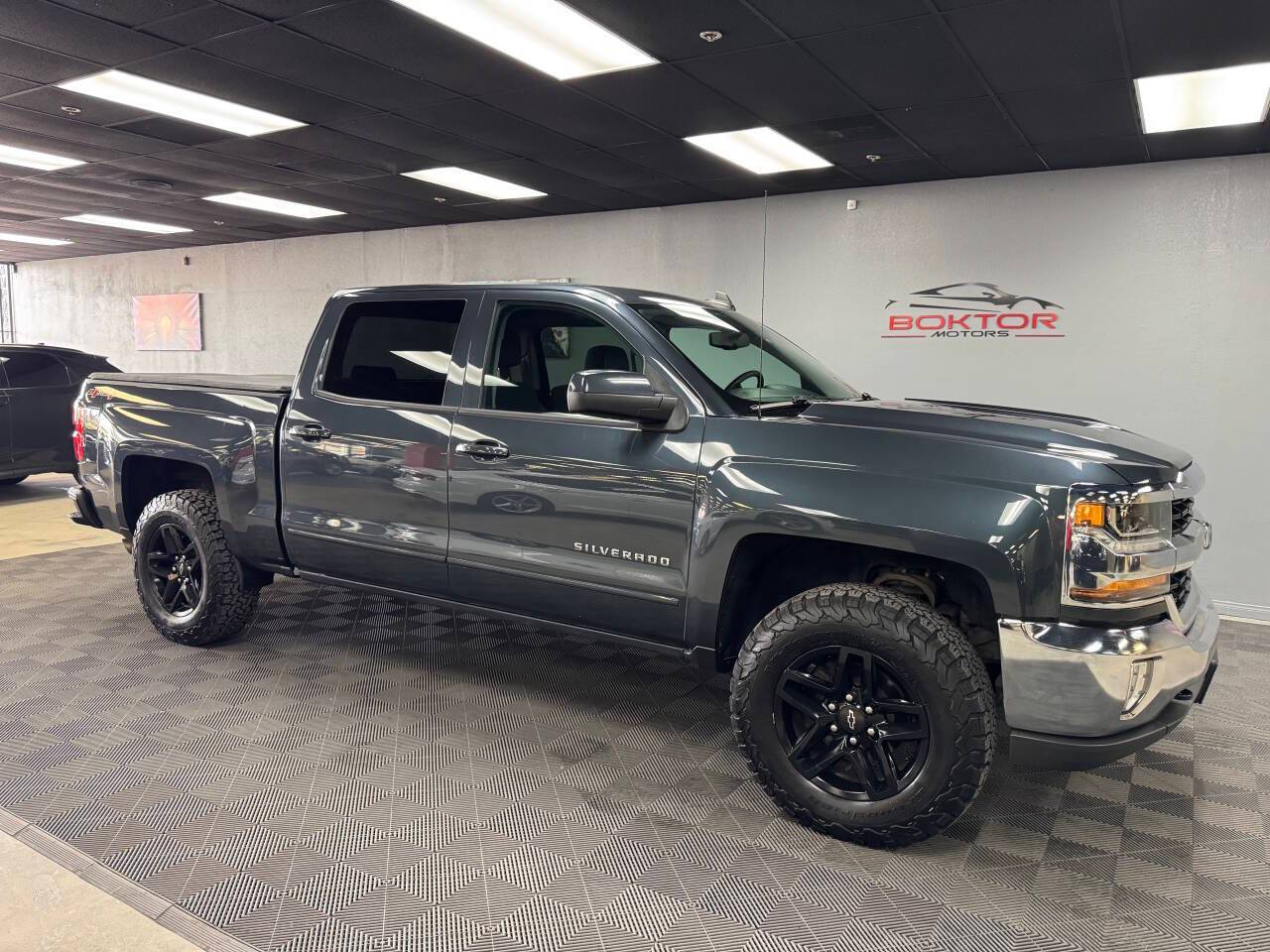 2017 Chevrolet Silverado 1500 LT — Pickup Truck — 76,110 mi — Las Vegas, NV