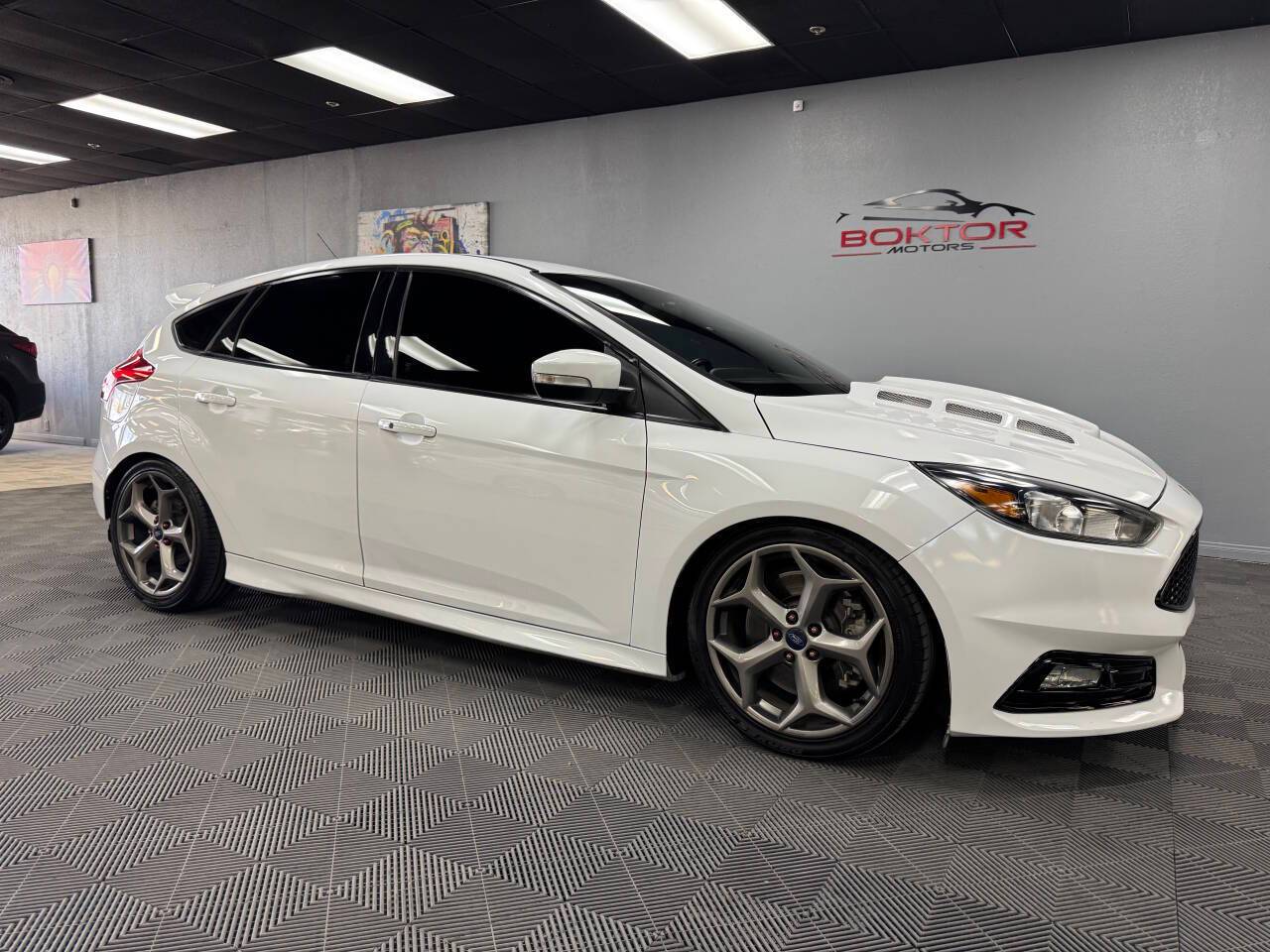 2018 Ford Focus ST — Hatchback — 88,029 mi — Las Vegas, NV