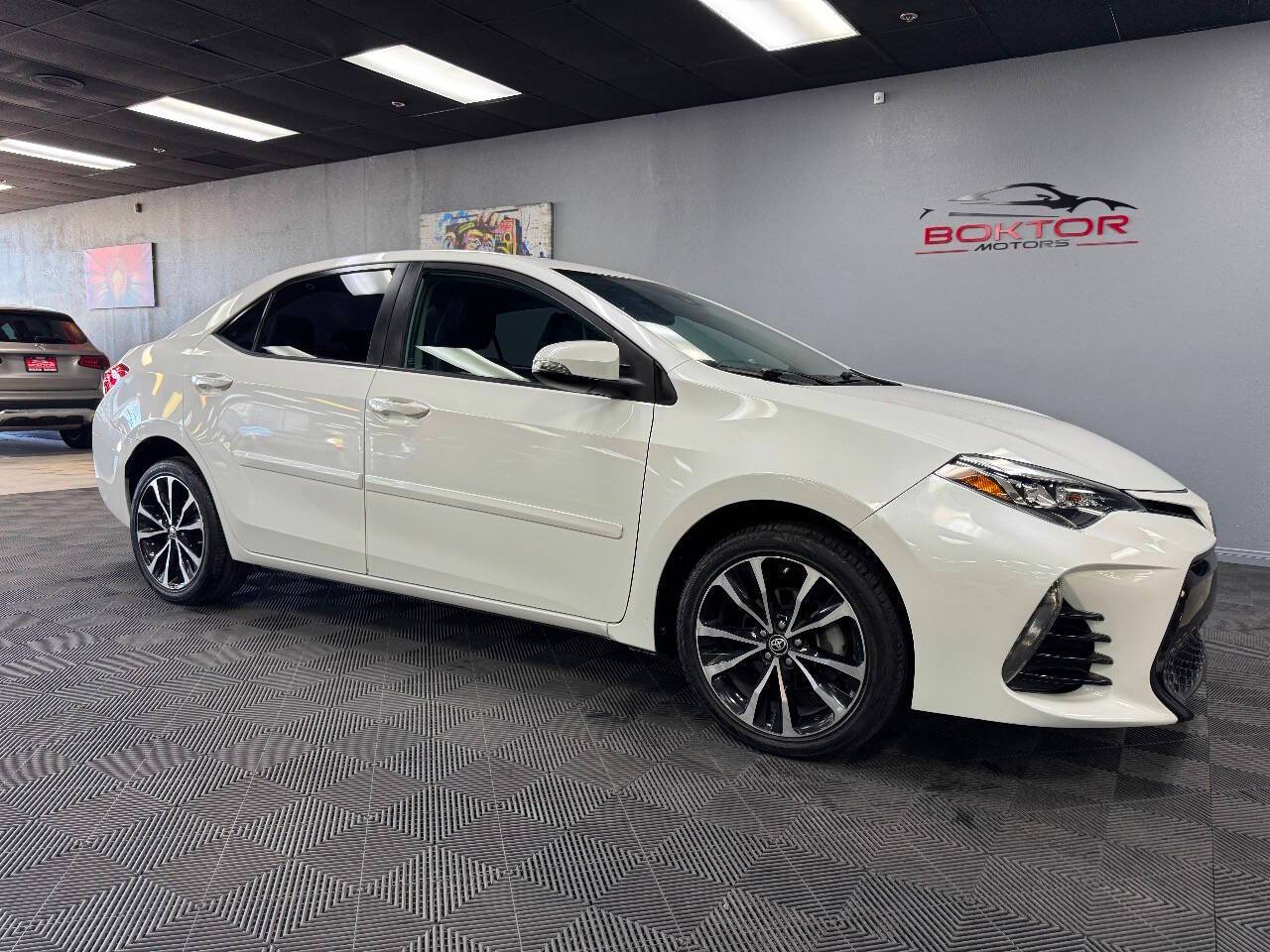2019 Toyota Corolla SE — Sedan — 78,996 mi — Las Vegas, NV
