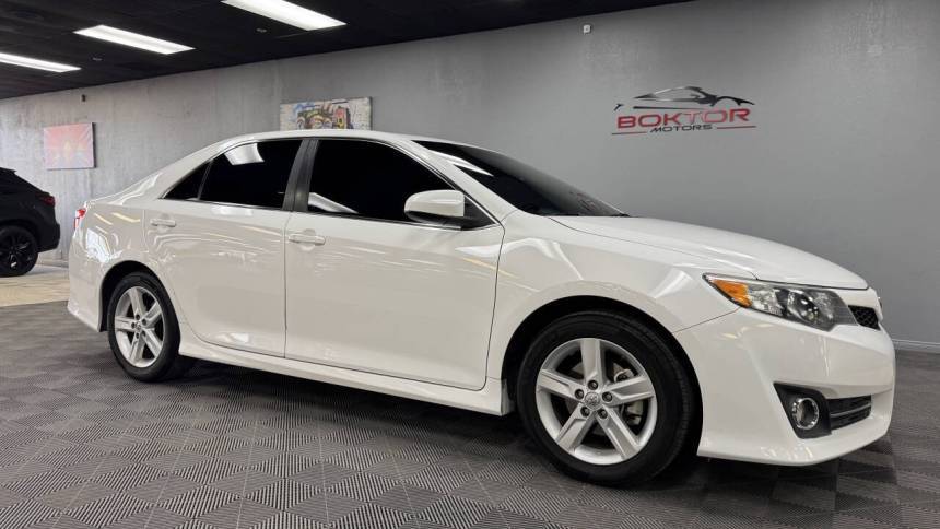 2013 Toyota Camry SE — Sedan — 94,786 mi — Las Vegas, NV