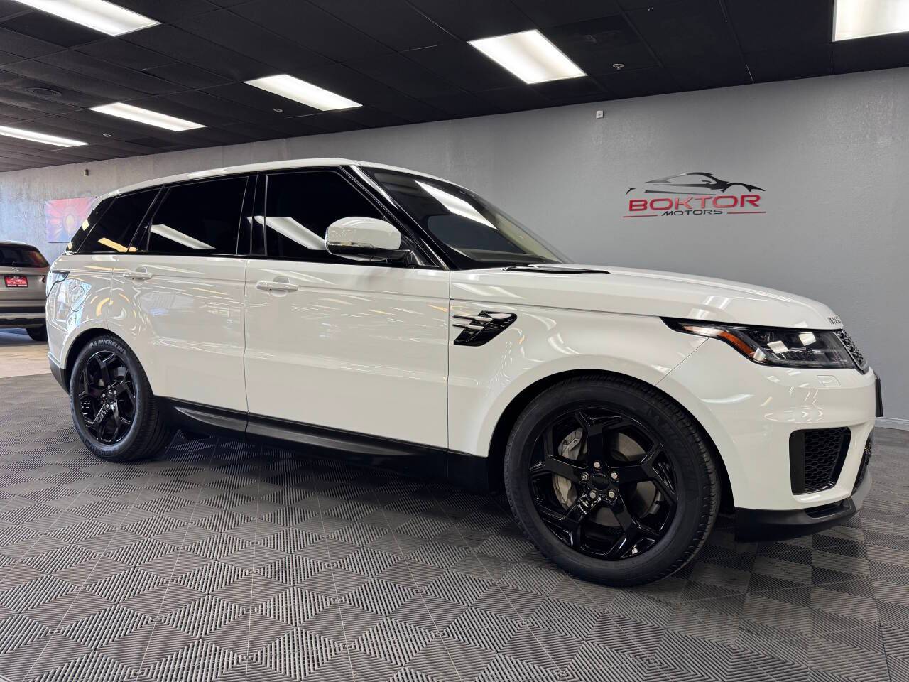 2019 Land Rover Range Rover Sport SE — SUV — 45,884 mi — Las Vegas, NV