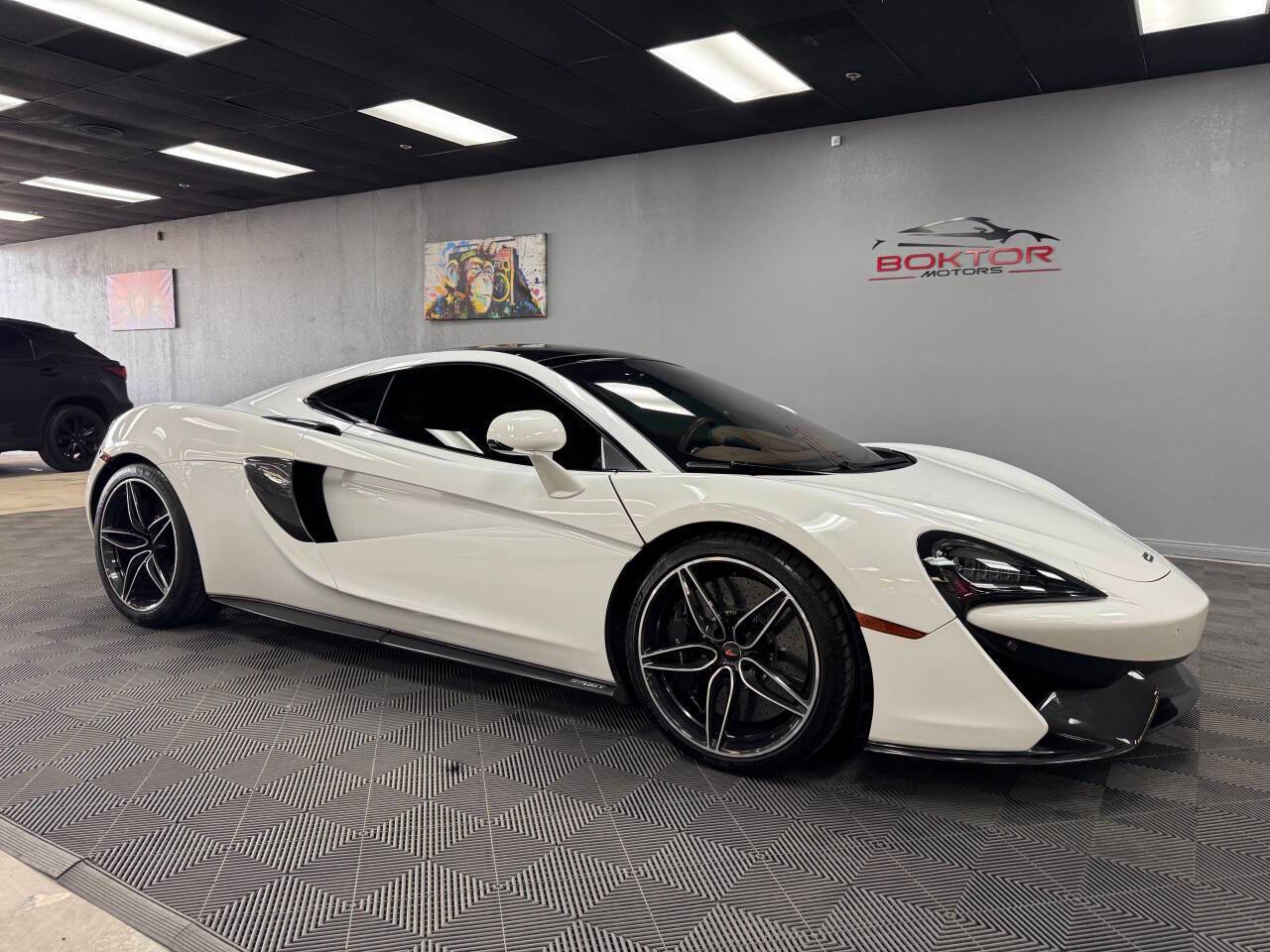 2017 McLaren 570GT