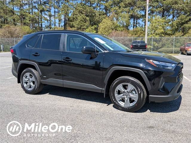 2025 Toyota RAV4 Hybrid LE — SUV — 607 mi — Elizabeth City, NC