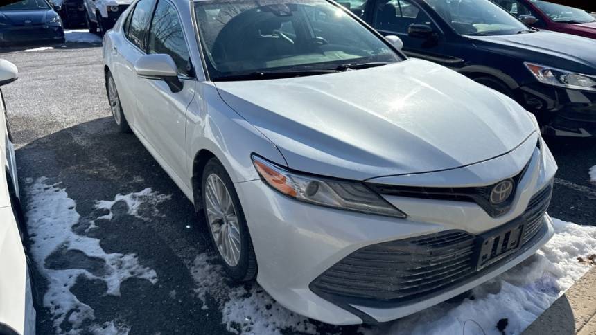 2019 Toyota Camry XLE — Sedan — 31,262 mi — Moon Township, PA