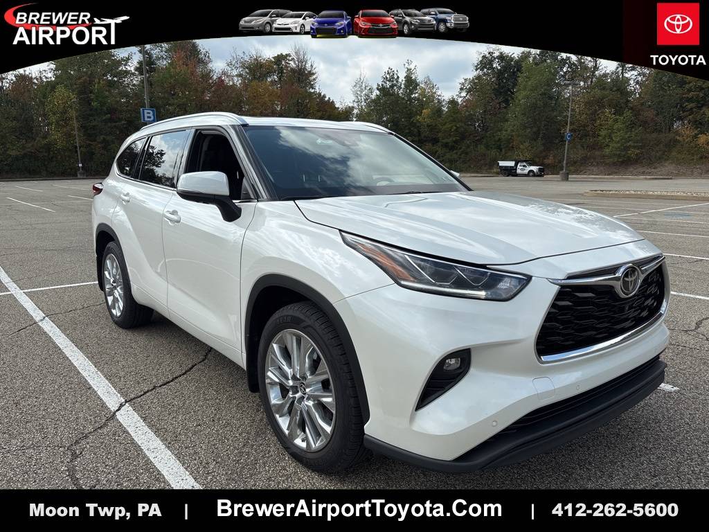 2021 Toyota Highlander Limited — SUV — 26,888 mi — Moon Township, PA