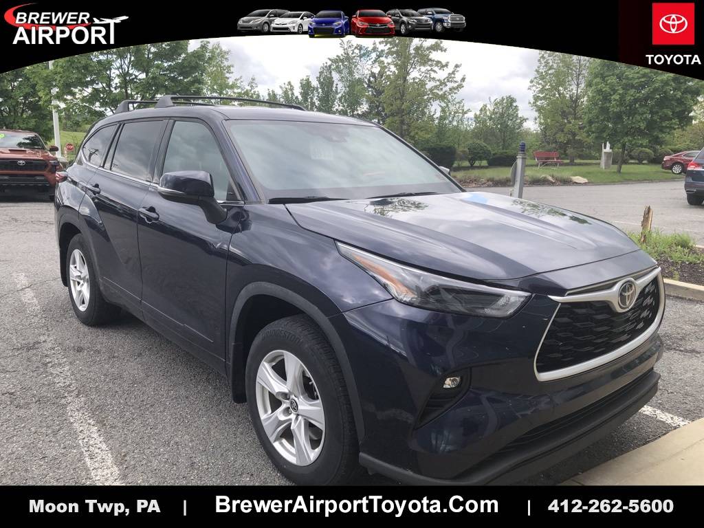 2022 Toyota Highlander LE — SUV — 23,296 mi — Moon Township, PA