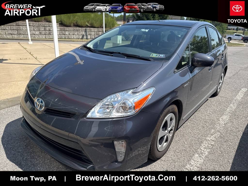2013 Toyota Prius Three — Sedan — 87,593 mi — Moon Township, PA