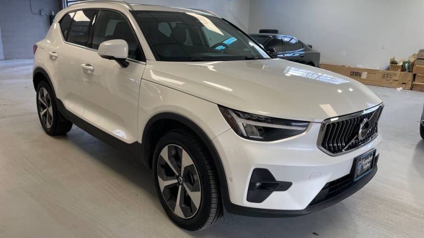 2024 Volvo XC40 Plus — SUV — 16,185 mi — Hasbrouck Heights, NJ