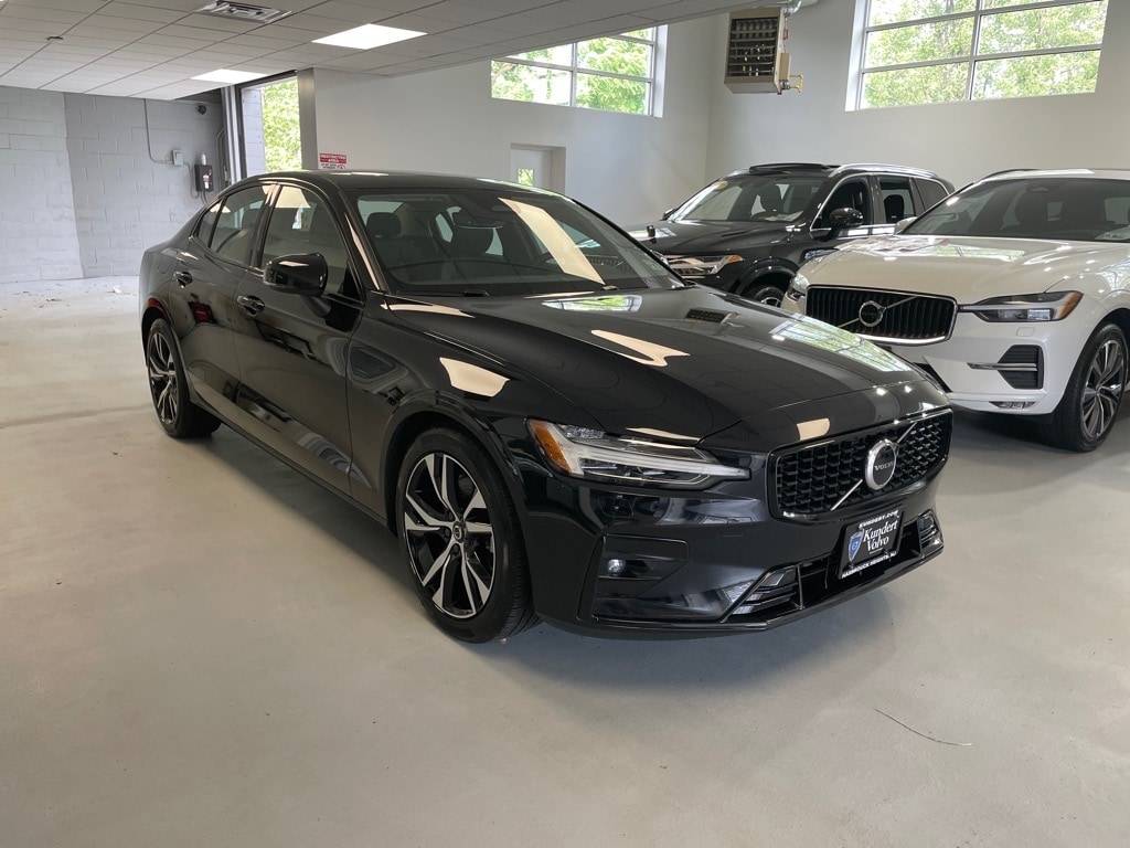 2024 Volvo S60 Core — Sedan — 27,386 mi — Hasbrouck Heights, NJ