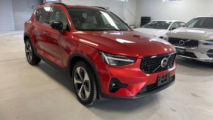 2023 Volvo XC40 Plus — SUV — 12,642 mi — Hasbrouck Heights, NJ
