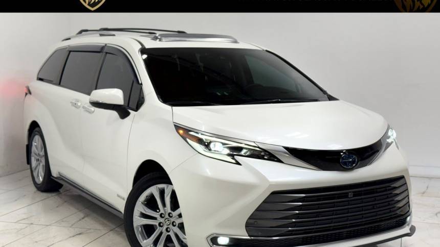 2021 Toyota Sienna Platinum — Minivan — 33,924 mi — Rancho Cordova, CA