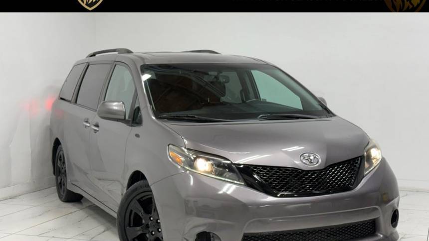2017 Toyota Sienna SE — Minivan — 90,059 mi — Rancho Cordova, CA