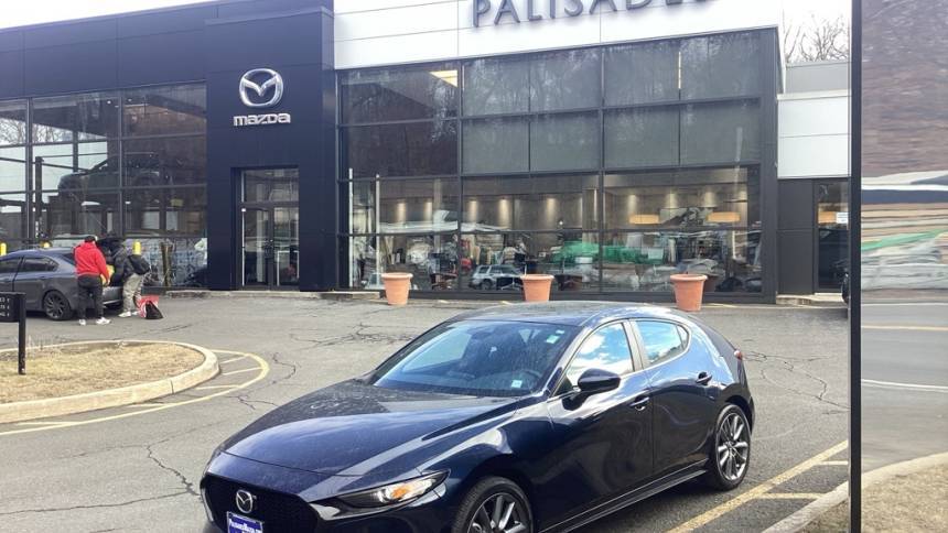 2022 Mazda Mazda3 Preferred — Hatchback — 9,372 mi — Nyack, NY