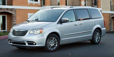 2016 Chrysler Town & Country Touring — Minivan — 93,799 mi — Patchogue, NY