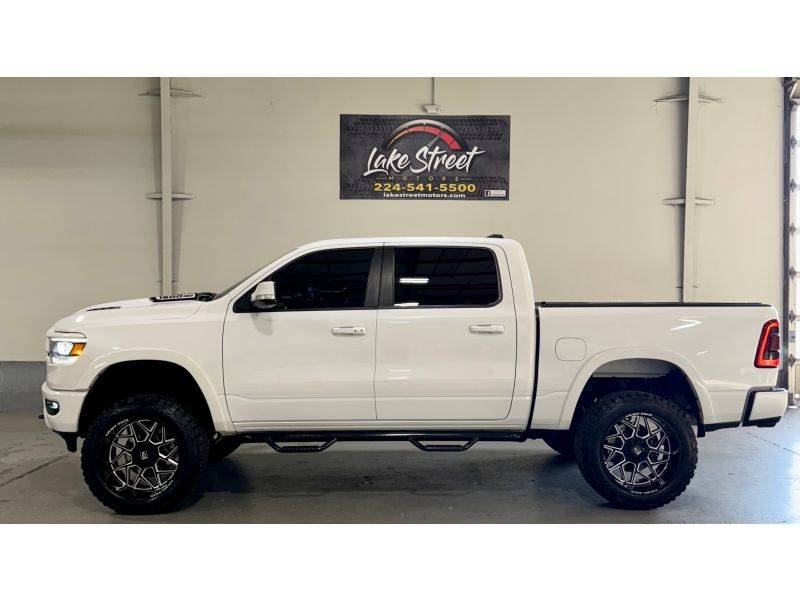 2019 Ram 1500 Laramie — Pickup Truck — 97,820 mi — Lakemoor, IL