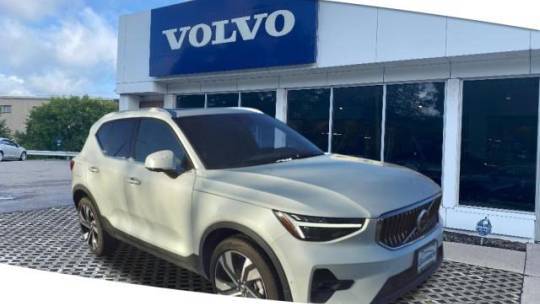2025 Volvo XC40 Plus — SUV — 2,521 mi — Rochester, NY