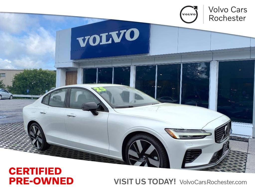 2025 Volvo S60 Plug-In Hybrid Plus — Sedan — 17,407 mi — Rochester, NY