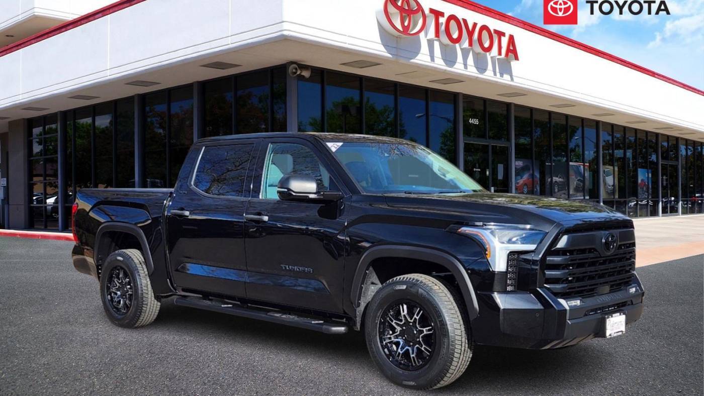 2022 Toyota Tundra SR5 — Pickup Truck — 19,336 mi — Fort Collins, CO