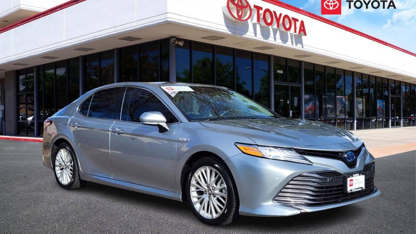 2018 Toyota Camry Hybrid XLE — Sedan — 92,130 mi — Fort Collins, CO