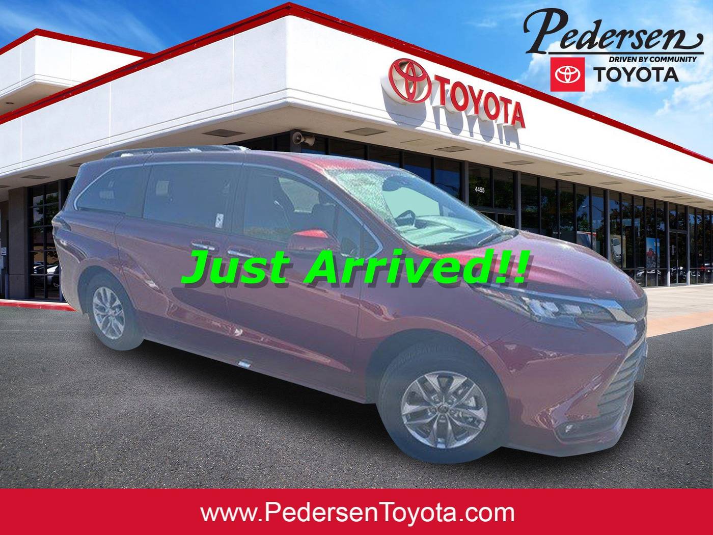 2025 Toyota Sienna XLE — Minivan — 1,050 mi — Fort Collins, CO