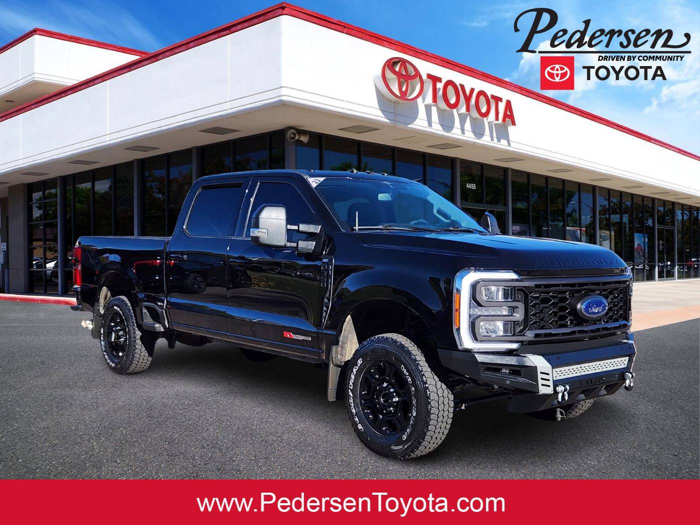 2023 Ford Super Duty F-350 XLT — Pickup Truck — 43,069 mi — Fort Collins, CO