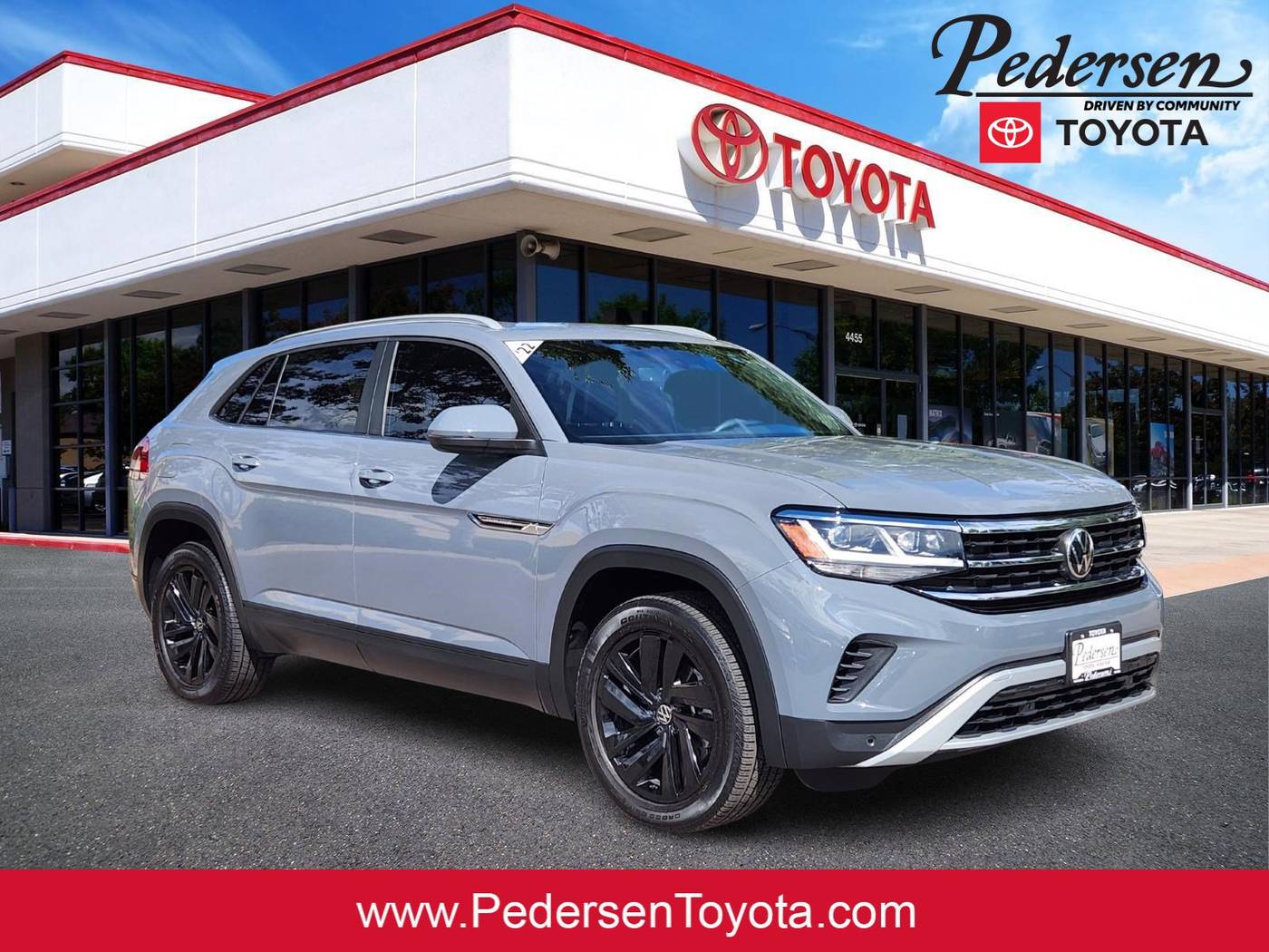 2022 Volkswagen Atlas Cross Sport SE with Technology — SUV — 40,608 mi — Fort Collins, CO