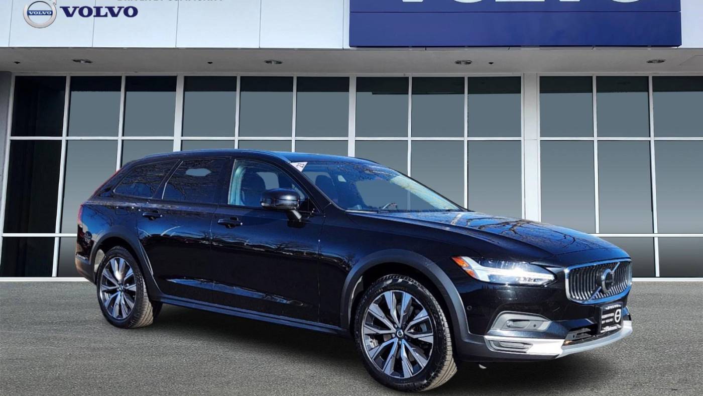 2023 Volvo V90 Cross Country Plus — Wagon — 23,884 mi — Fort Collins, CO