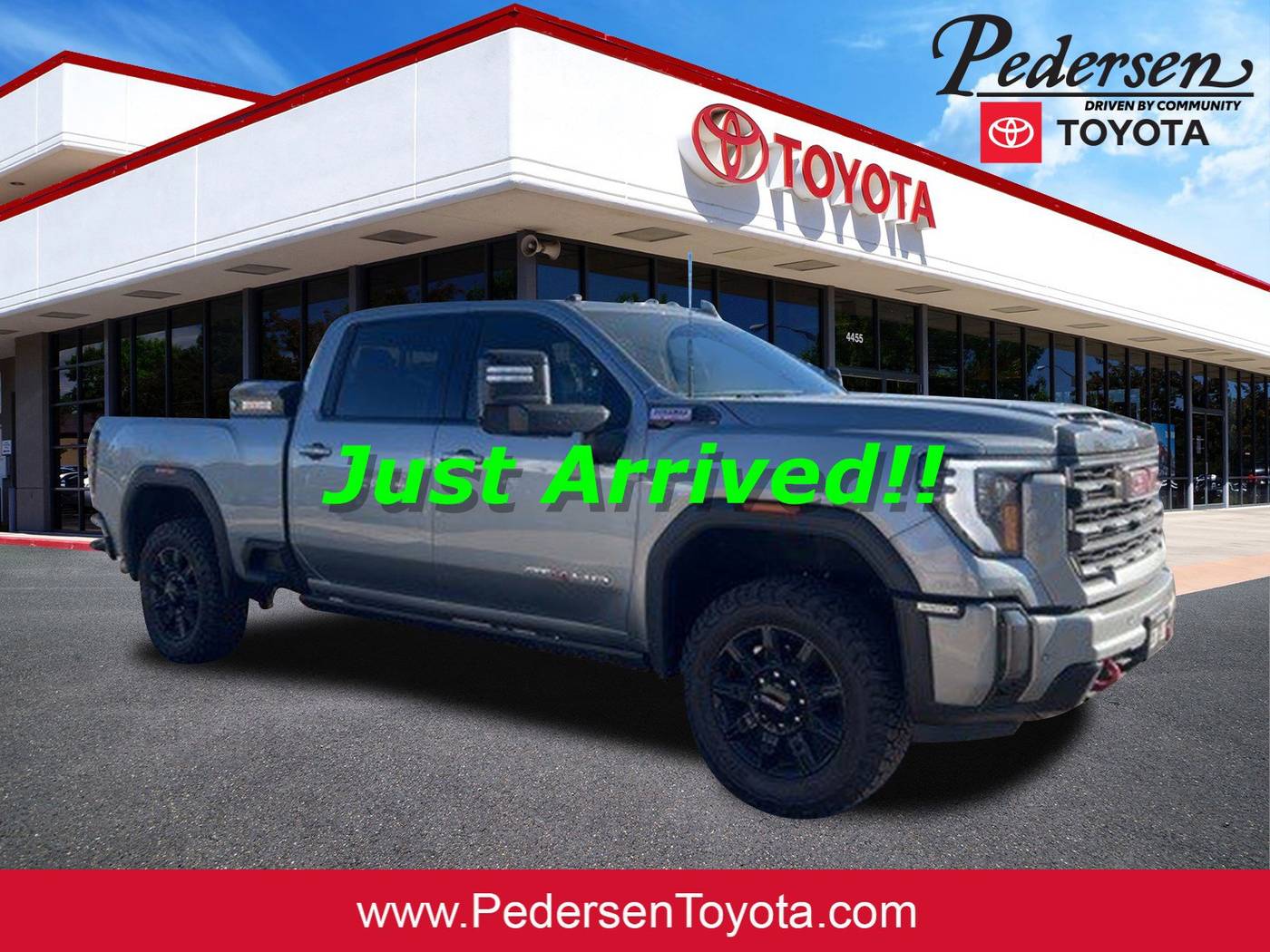 2024 GMC Sierra 3500HD AT4 — Pickup Truck — 7,298 mi — Fort Collins, CO