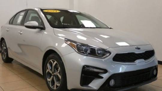 2021 Kia Forte LXS — Sedan — 27,640 mi — St. Louis, MO