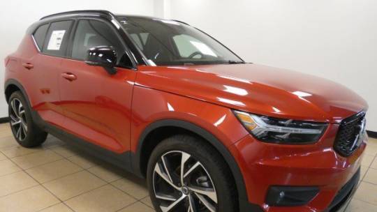 2021 Volvo XC40 R-Design — SUV — 24,454 mi — St. Louis, MO