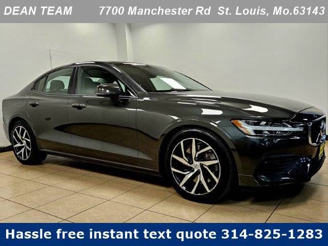2019 Volvo S60 Momentum — Sedan — 40,130 mi — St. Louis, MO