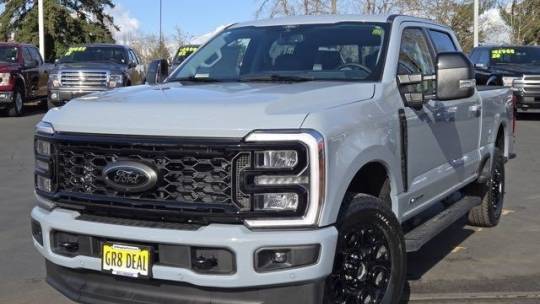 2025 Ford Super Duty F-350 Lariat