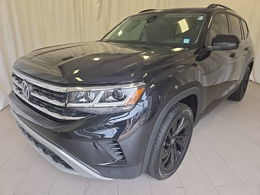 2023 Volkswagen Atlas SE with Technology — SUV — 24,420 mi — Orland Park, IL