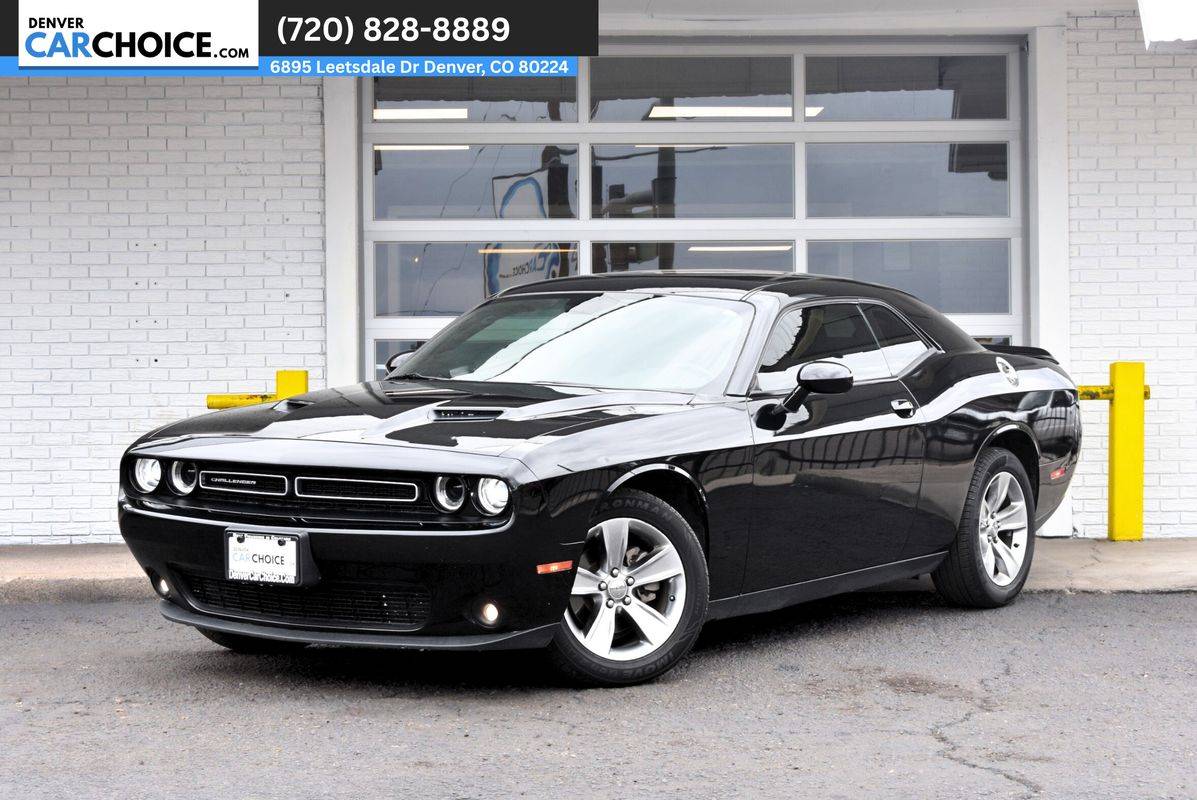 2021 Dodge Challenger SXT — Coupe — 71,465 mi — Denver, CO