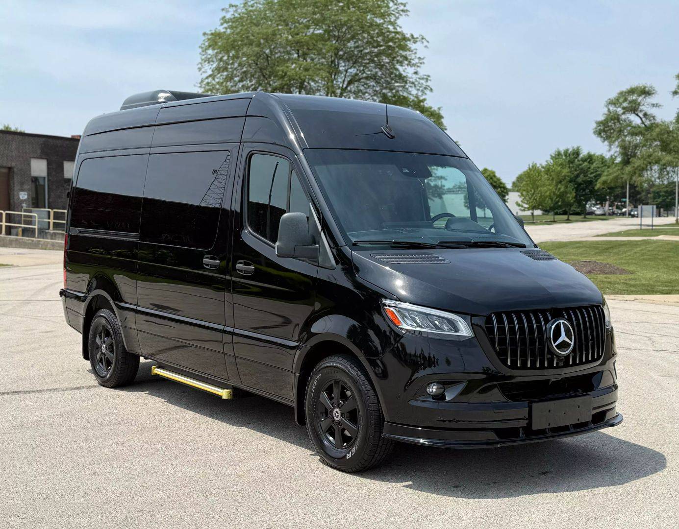 2022 Mercedes-Benz Sprinter Passenger Van 2500 — Passenger Van — 98,923 mi — West Chicago, IL