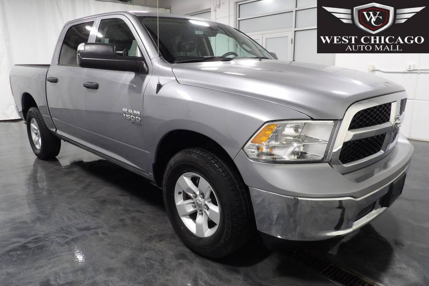 2023 Ram 1500 Classic SLT — Pickup Truck — 30,333 mi — West Chicago, IL