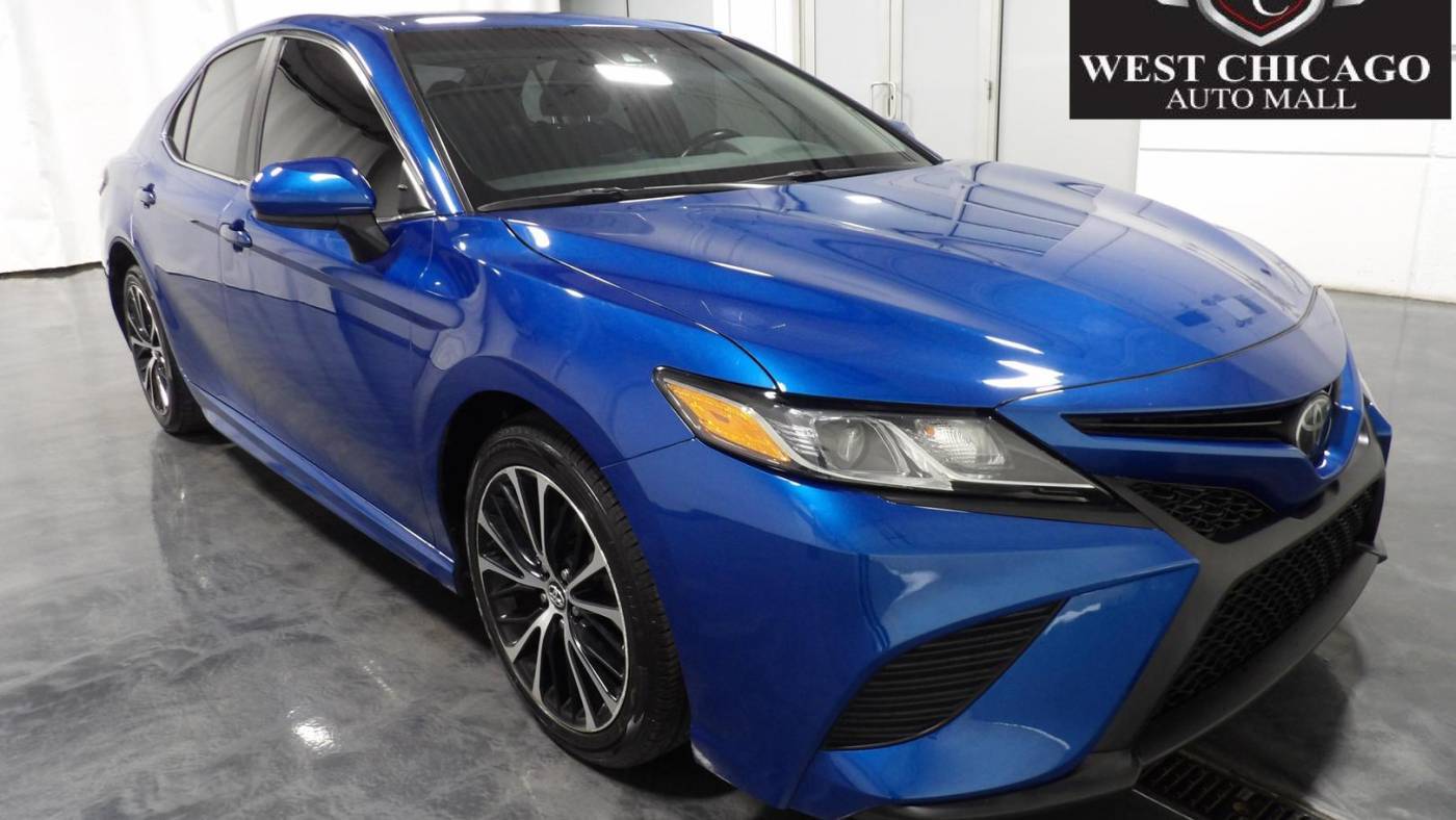 2018 Toyota Camry SE — Sedan — 65,939 mi — West Chicago, IL