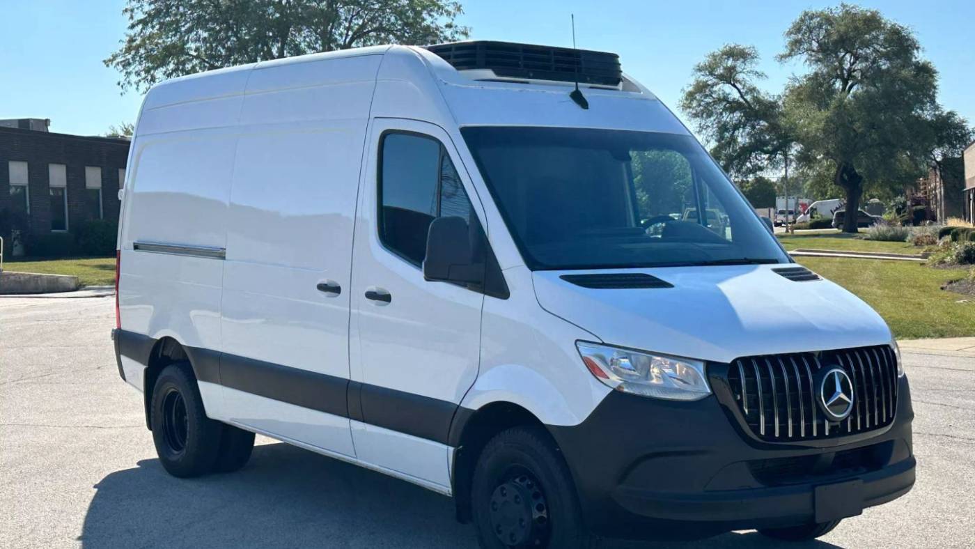 2019 Freightliner Sprinter Crew Van