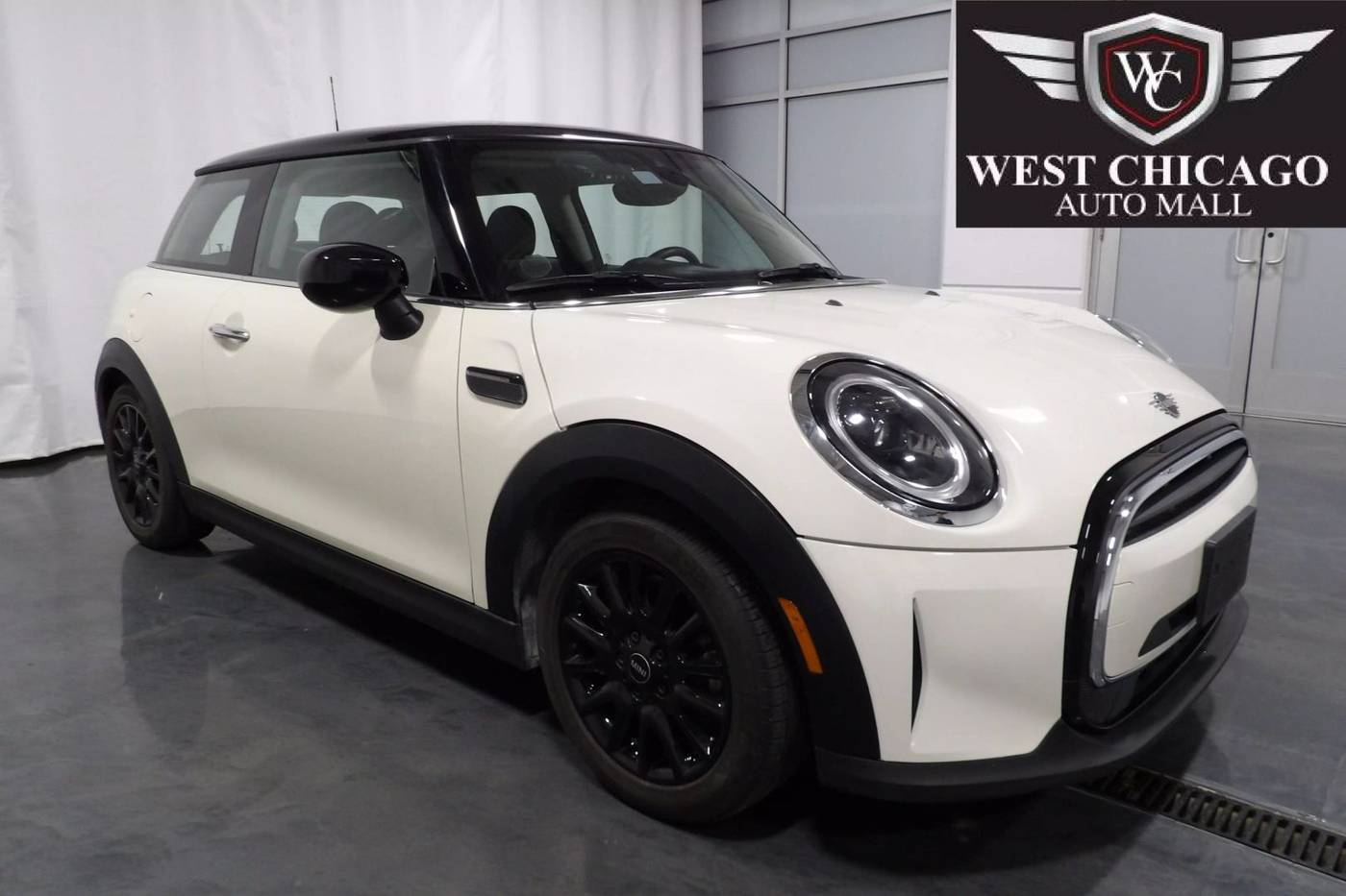 2022 MINI Hardtop Cooper — Hatchback — 15,845 mi — West Chicago, IL