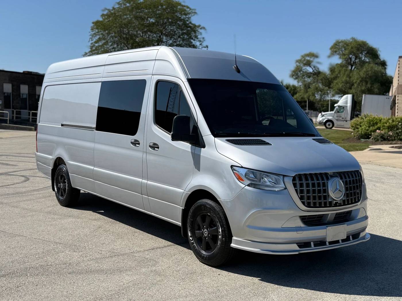 2024 Mercedes-Benz Sprinter Crew Van 2500 — Cargo Van — 41,699 mi — West Chicago, IL