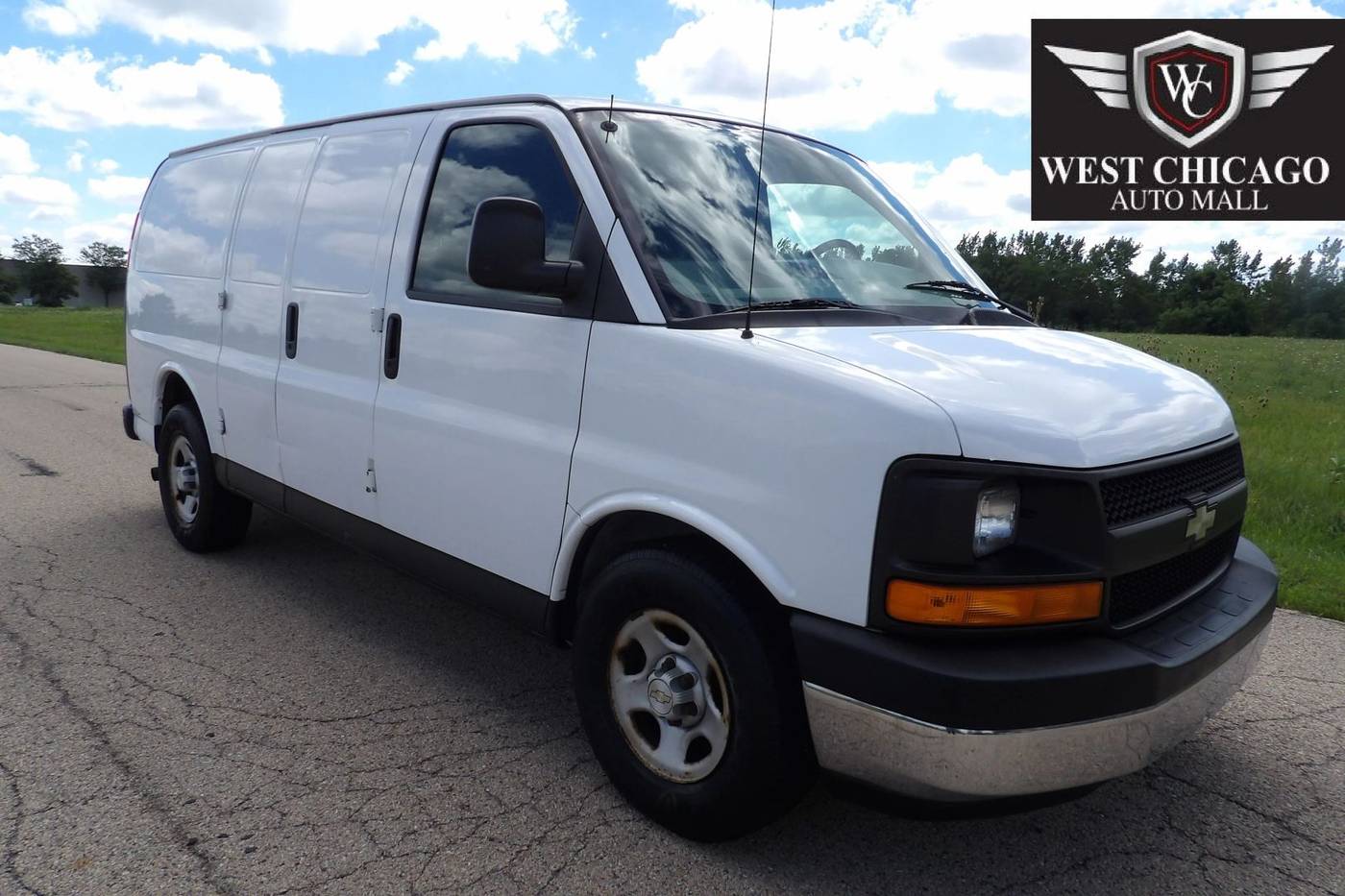 2008 Chevrolet Express Cargo Van Base — Cargo Van — 110,591 mi — West Chicago, IL