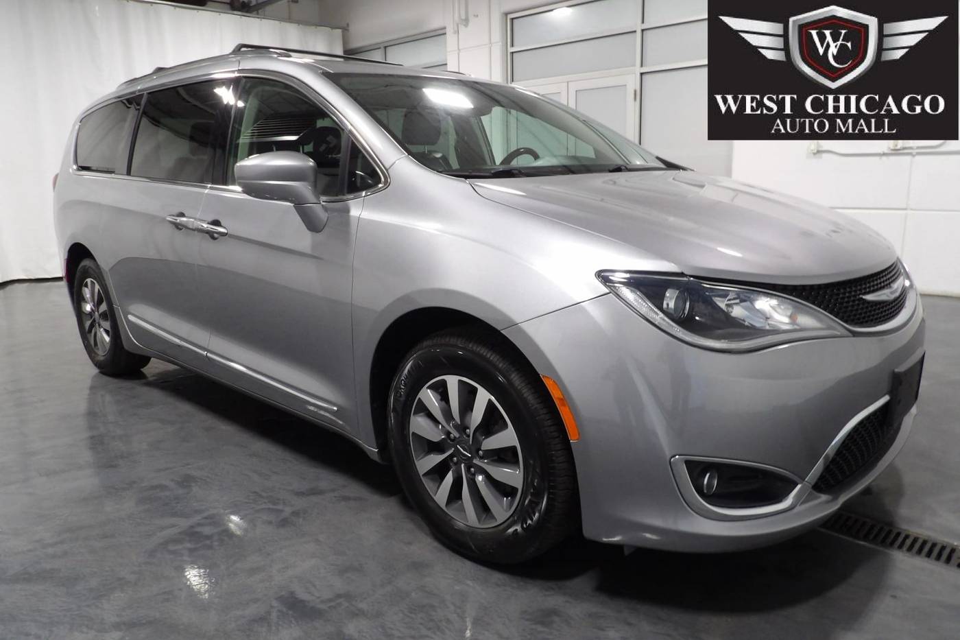 2020 Chrysler Pacifica Touring L Plus — Minivan — 117,213 mi — West Chicago, IL
