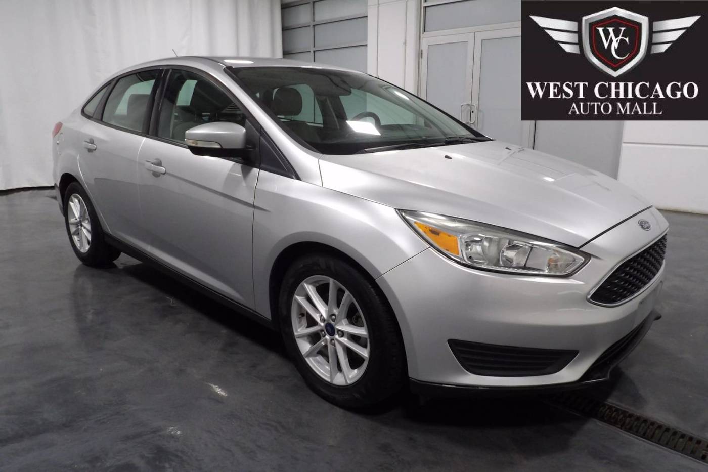 2017 Ford Focus SE — Sedan — 23,307 mi — West Chicago, IL