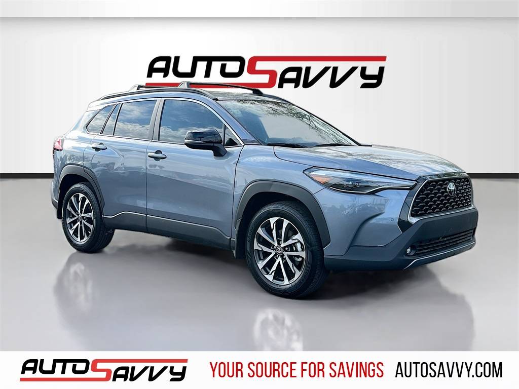 2025 Toyota Corolla Cross XLE — SUV — 528 mi — Gilbert, AZ